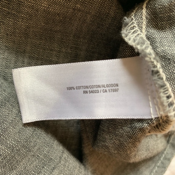 chambray button down🖤 - Picture 5 of 5